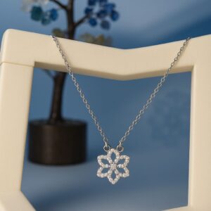 Flower design multi use pendant