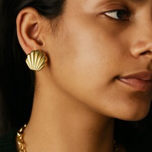 Golden Shell Studs